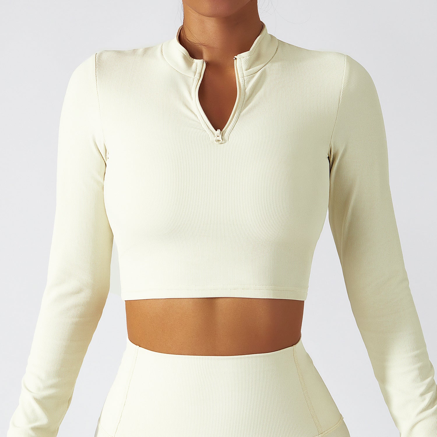 Qi Cropped Zipper