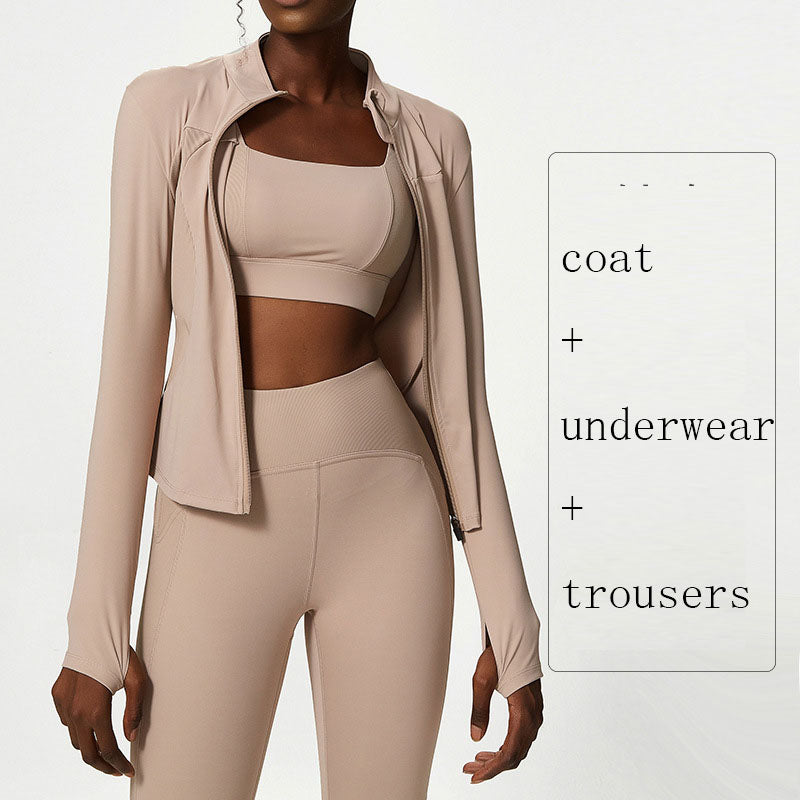 Qi Standout Three-Piece Set